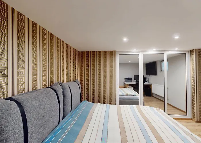 公寓 Cozy 1br Flat Next To Ndk With Private Patio 索菲亞